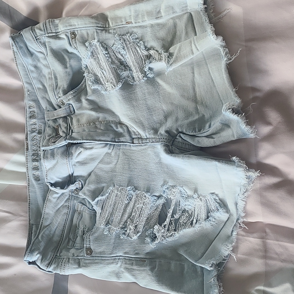 American eagle distressed shorts